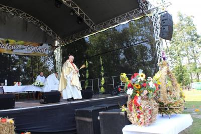 Dożynki Powiatowo-Gminne w Bronisławowie