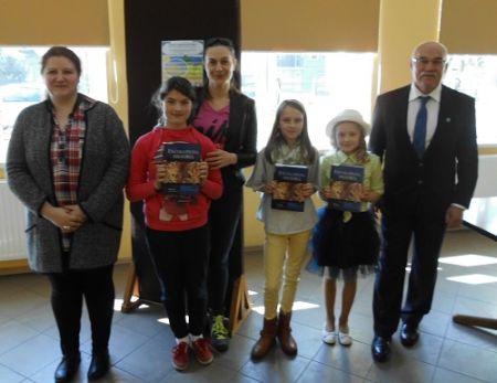 Eliminacje do konkursu recytatorskiego "Świerszczykowe wierszyki"