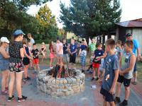 Młodzieżowe spotkania przy ognisku