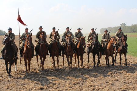 Uroczystość upamiętniająca 77 rocznicę śmierci ppłk Tadeusza Mikke w Boczkach Domaradzkich