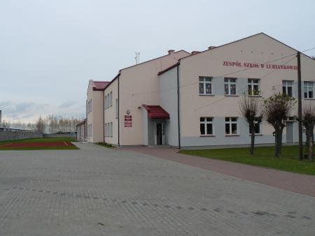 Zapytanie ofertowe - docieplenie sali gimnastycznej w ZSP w Lubiankowie